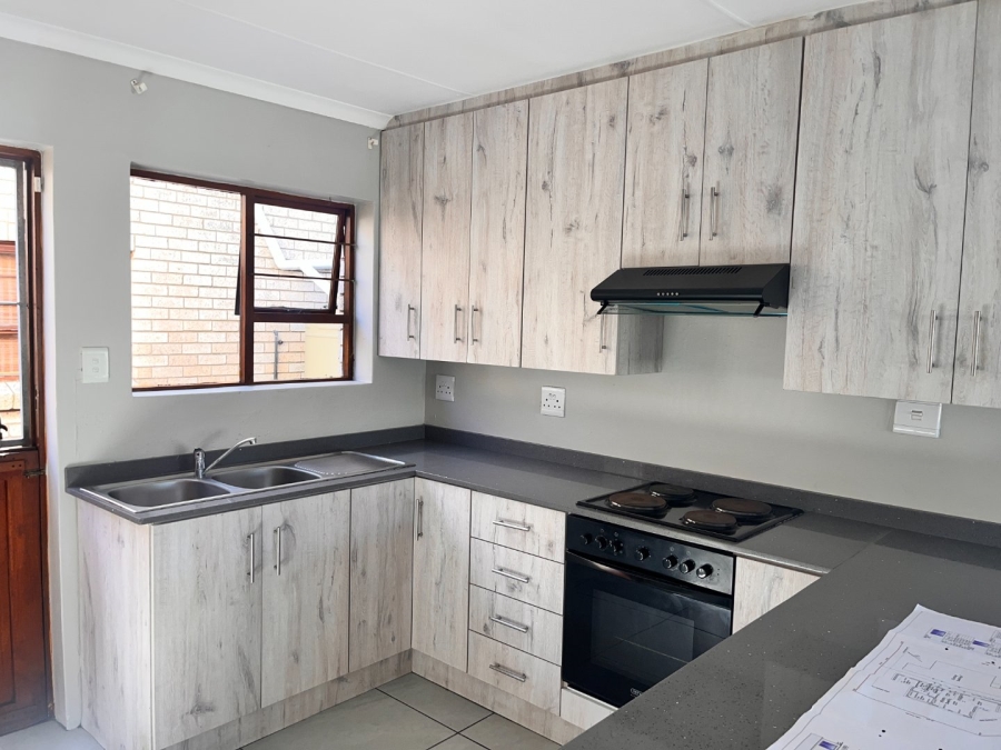 2 Bedroom Property for Sale in Wavecrest Eastern Cape
